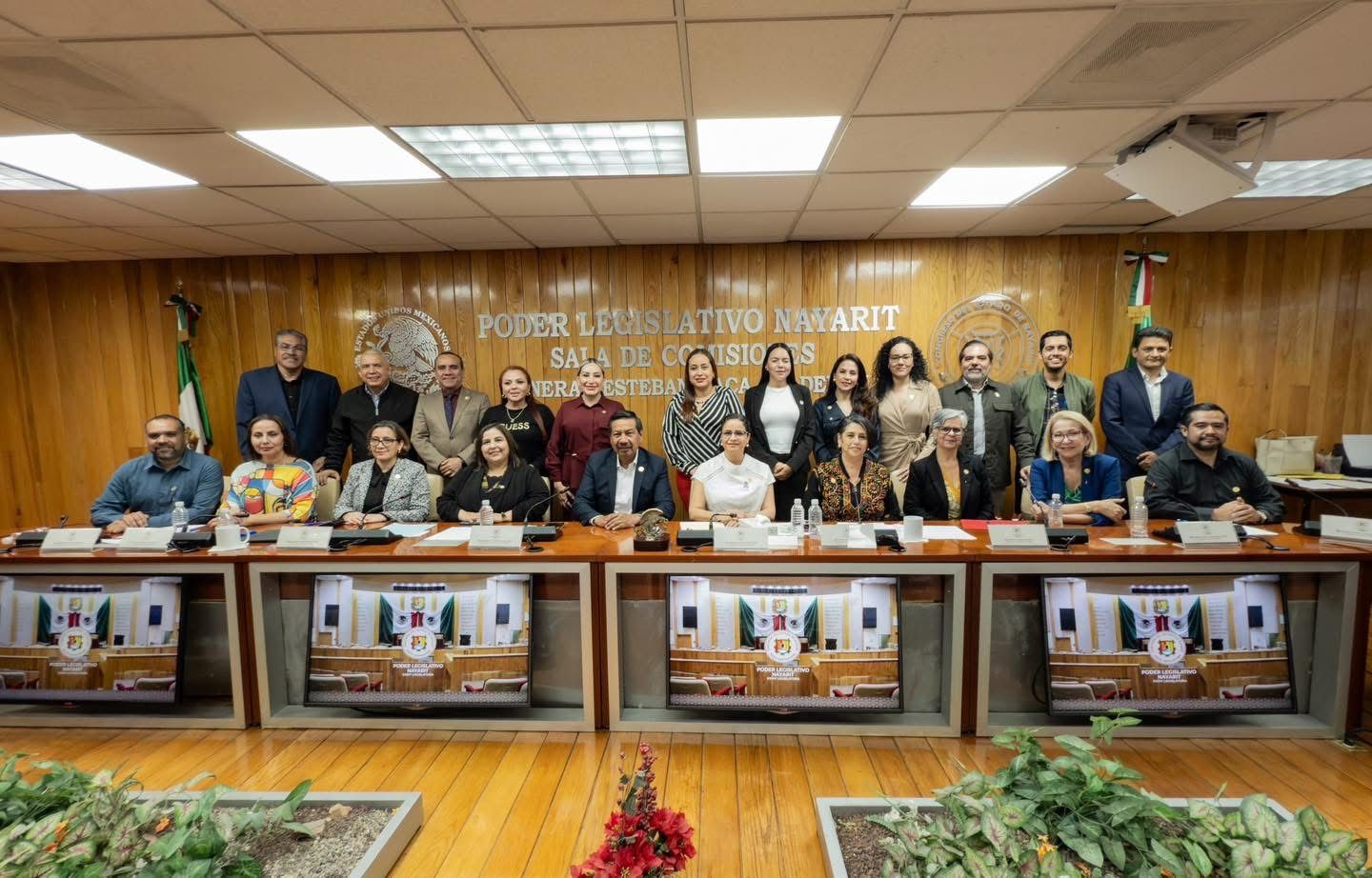 ¡UAN Y CONGRESO DEL ESTADO SE UNEN EN BENEFICIO DE NAYARIT!