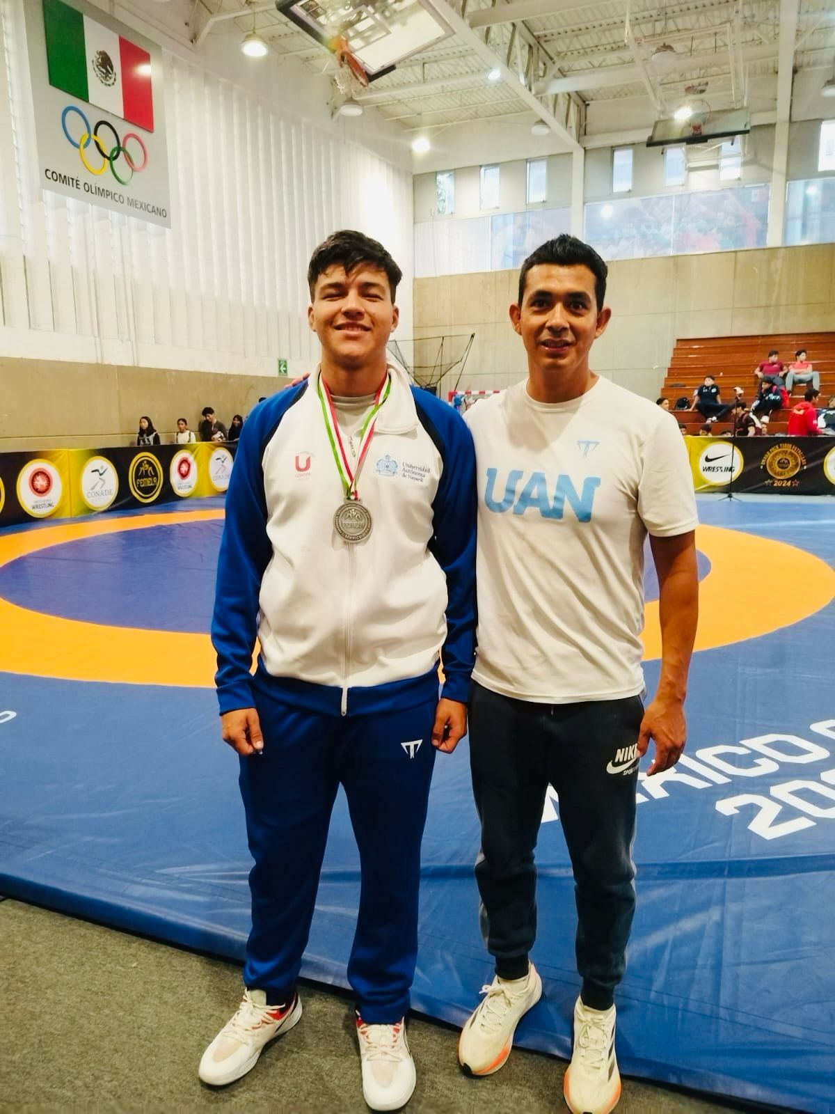 Estudiante de la UAN gana plata en Campeonato Nacional de Lucha Grecorromana