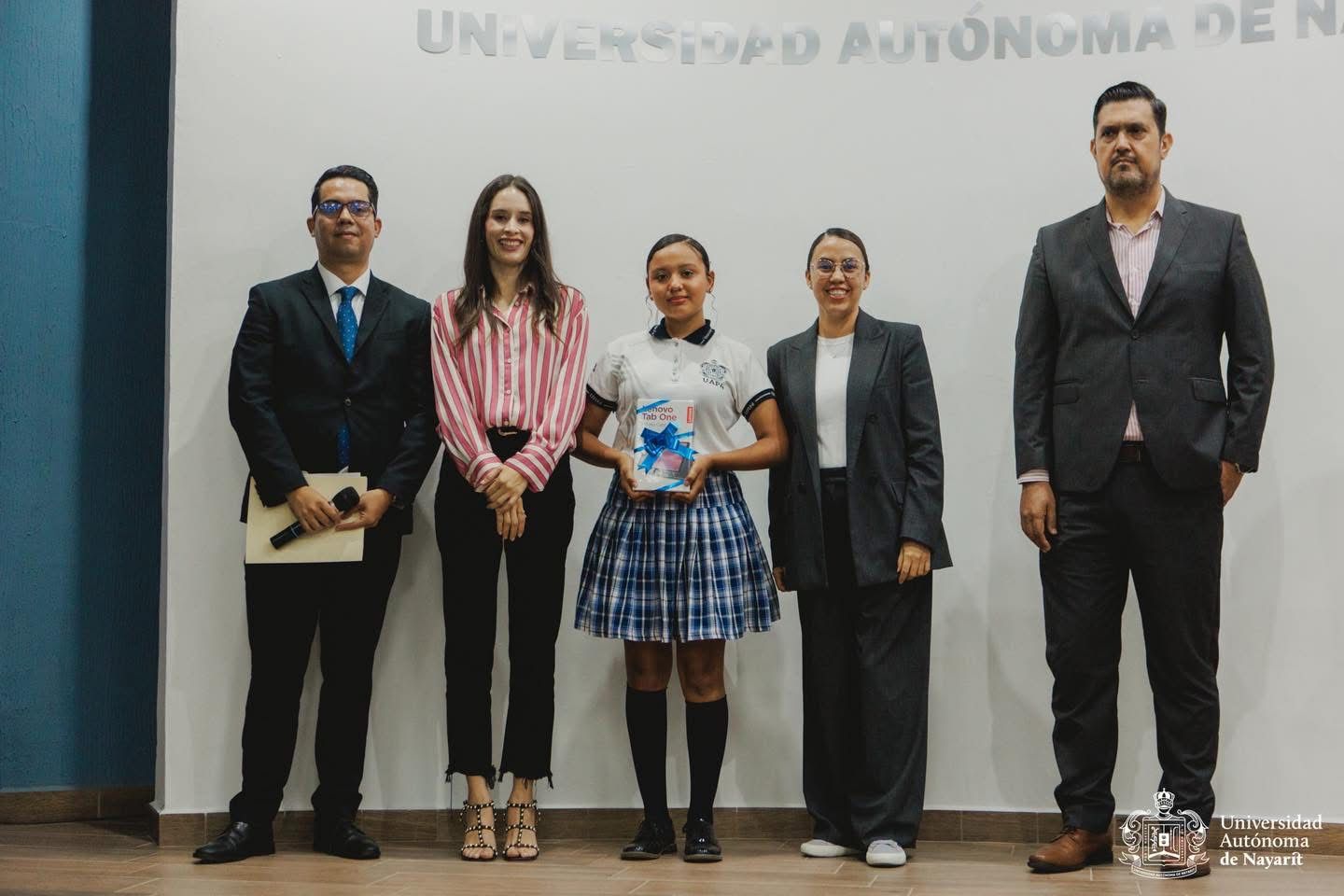 UAN celebra el IX Concurso Estatal de Oratoria 2026 con tres ganadoras de sus preparatorias